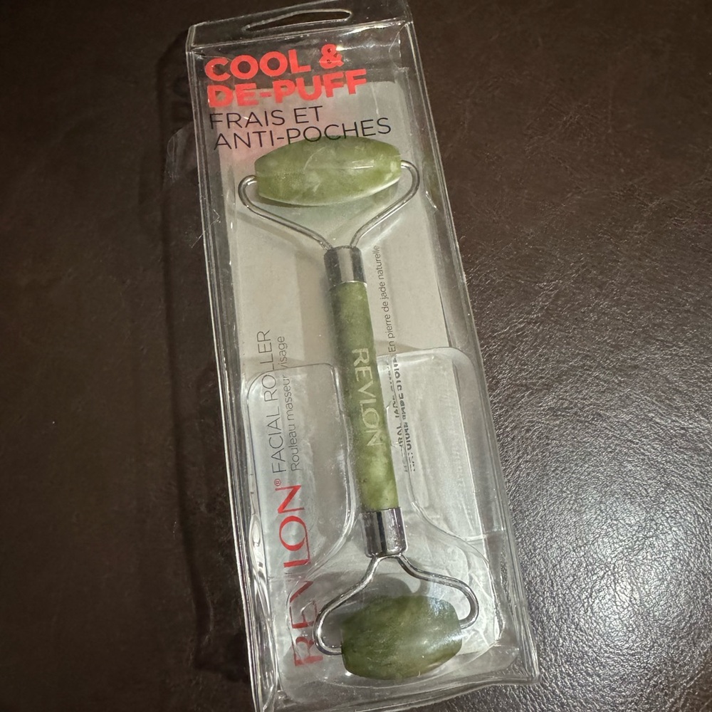 Revlon facial roller